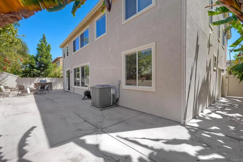629 Amarra Lane Vista, CA 92083