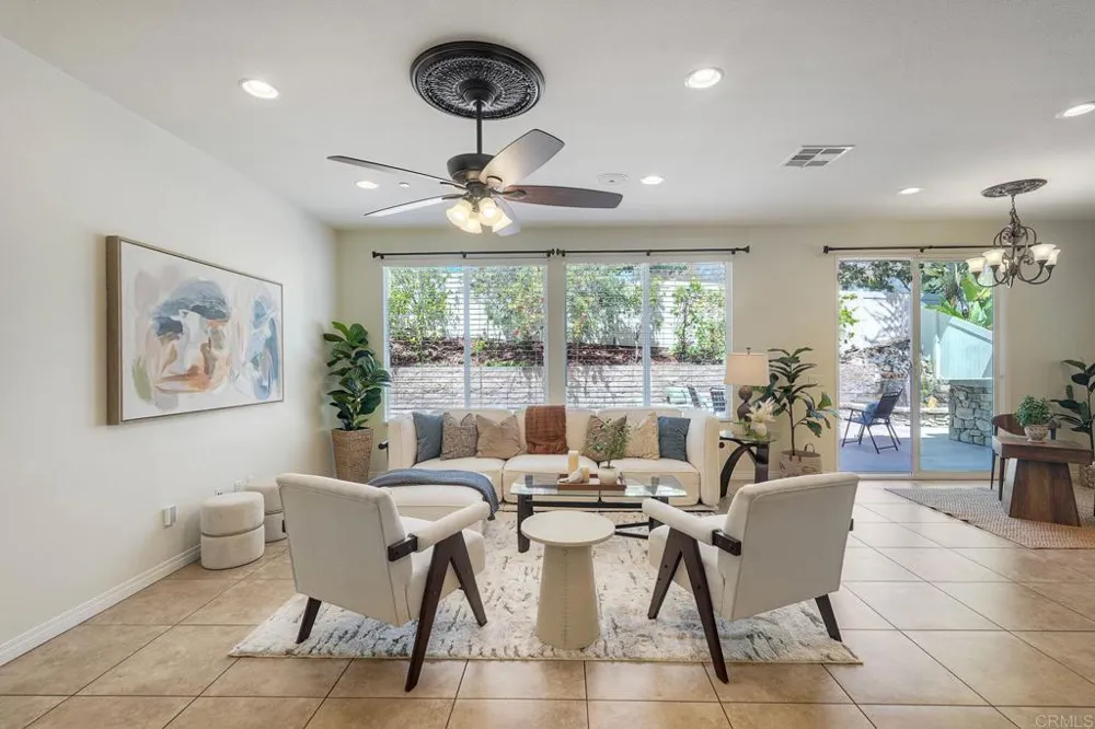 629 Amarra Lane Vista, CA 92083