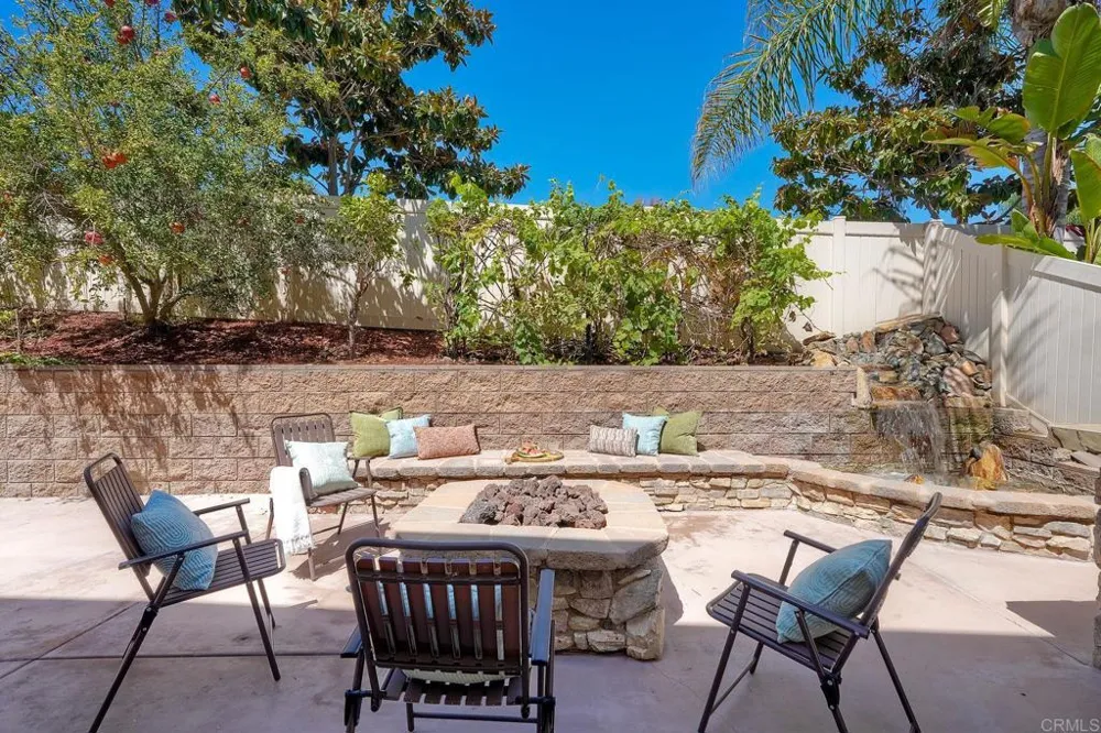 629 Amarra Lane Vista, CA 92083