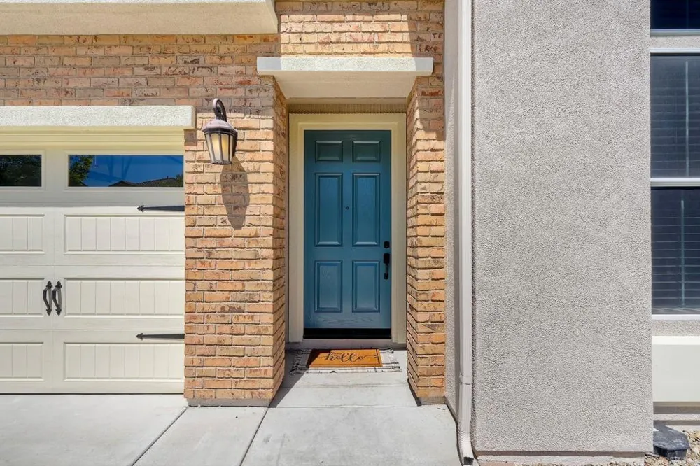 629 Amarra Lane Vista, CA 92083