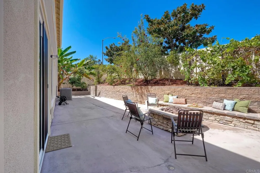 629 Amarra Lane Vista, CA 92083