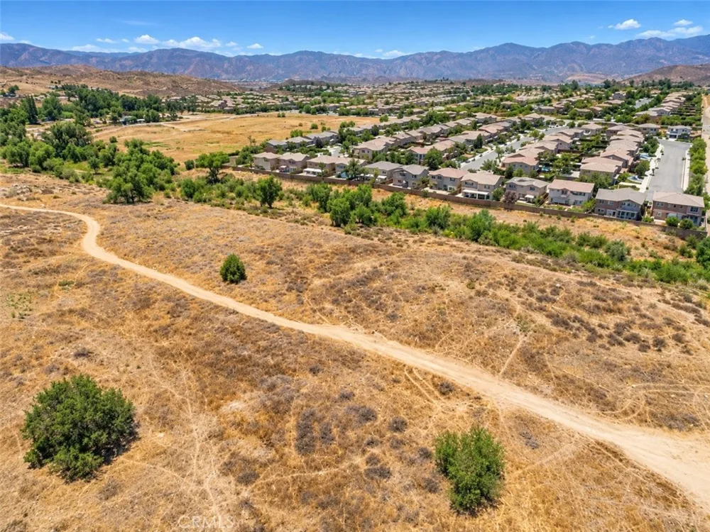 Mauricio Avenue Lake Elsinore, CA 92532