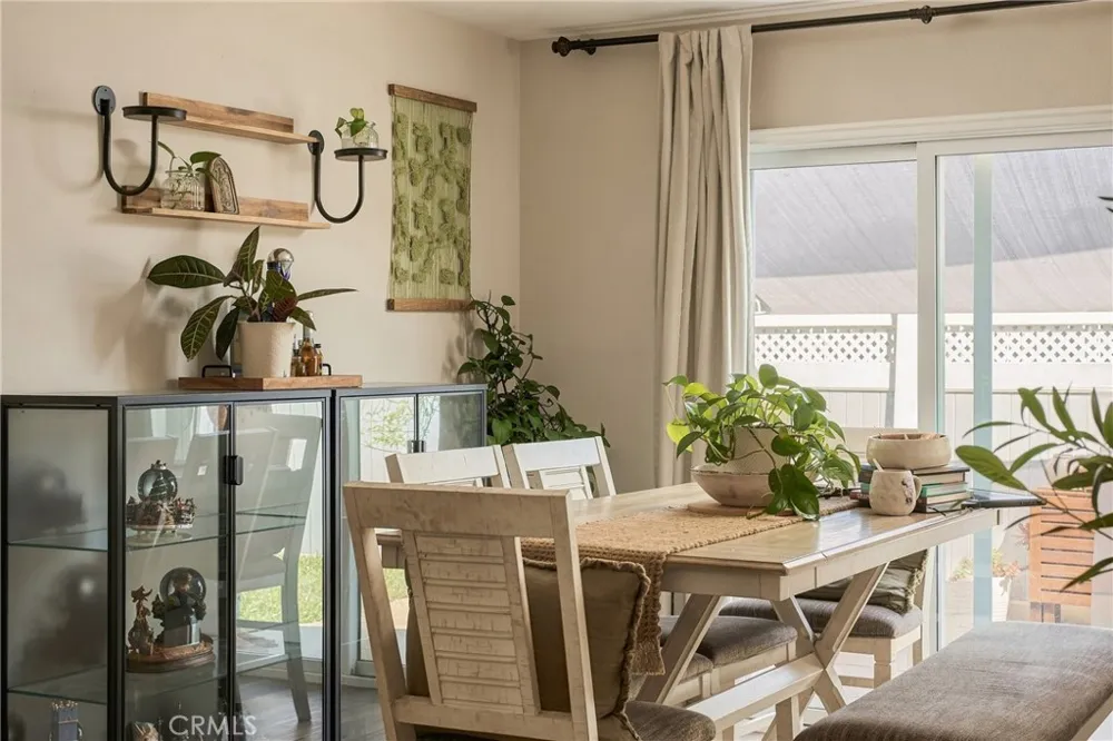8350 Burnet #9 North Hills, CA 91343