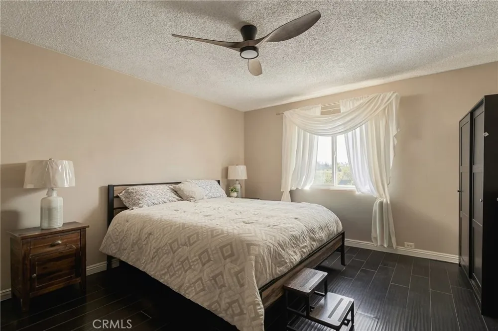 8350 Burnet #9 North Hills, CA 91343