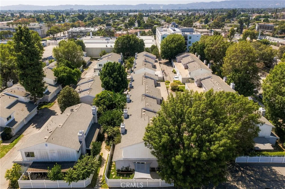 8350 Burnet #9 North Hills, CA 91343