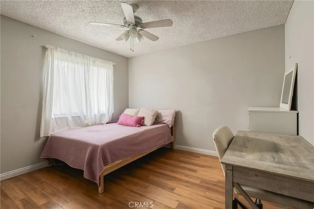 8350 Burnet #9 North Hills, CA 91343