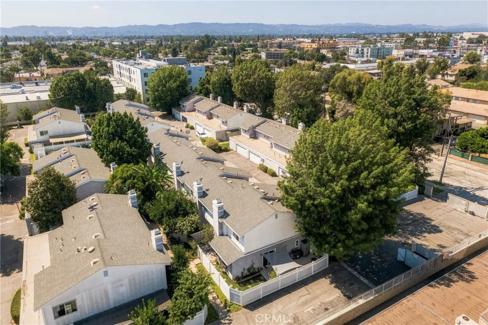 8350 Burnet #9 North Hills, CA 91343