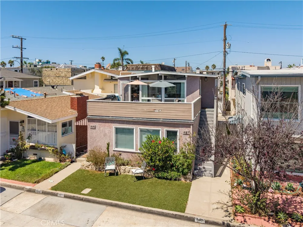447 30th Hermosa Beach, CA 90254