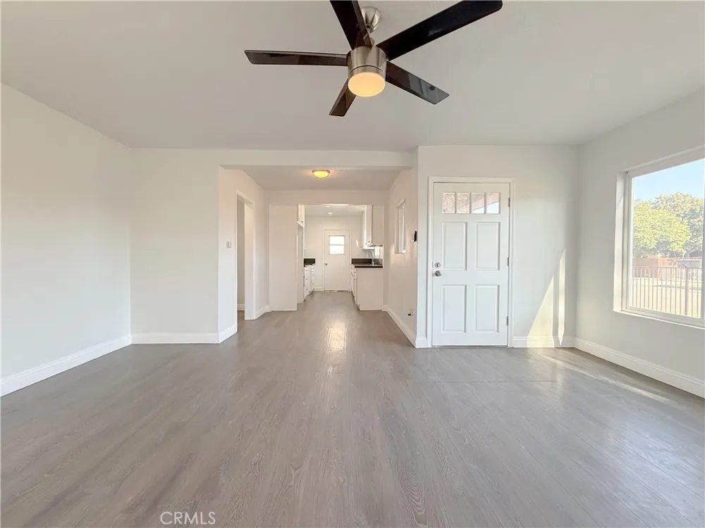 2207 W 132ND Compton, CA 90059