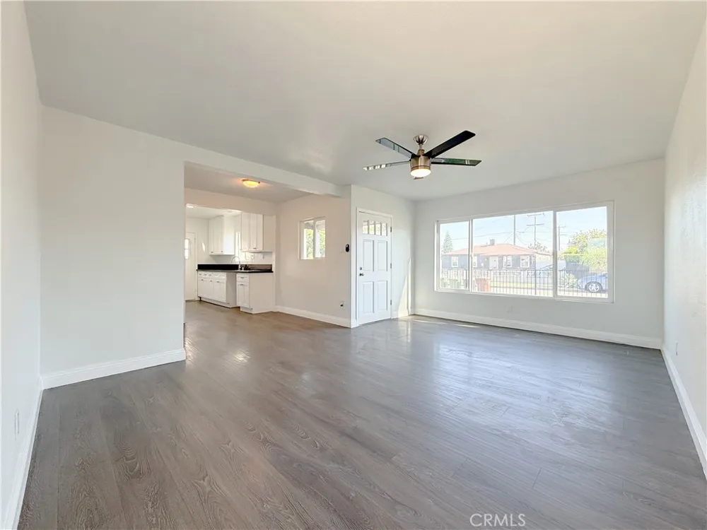 2207 W 132ND Compton, CA 90059
