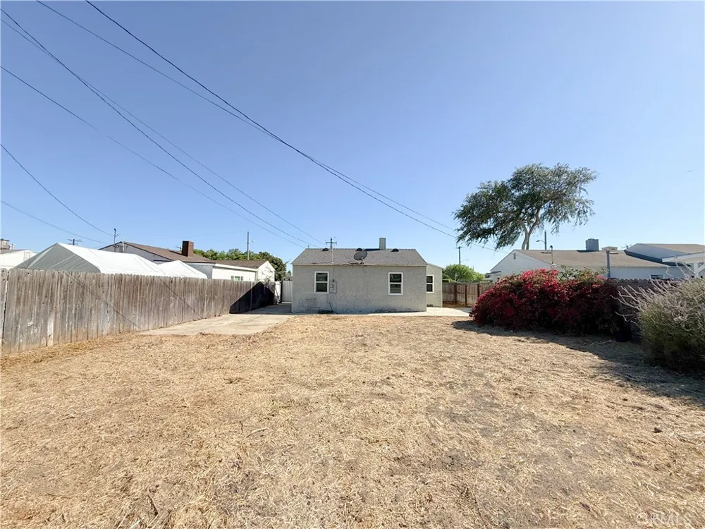 2207 W 132ND Compton, CA 90059