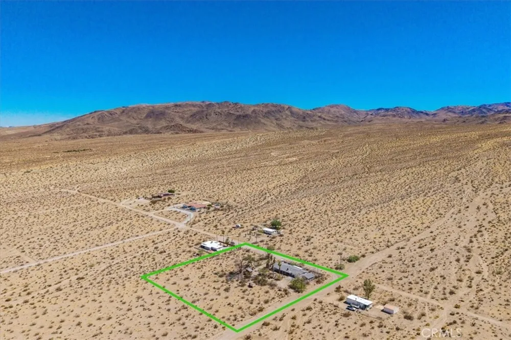 74704 Starview Lane 29 Palms, CA 92277