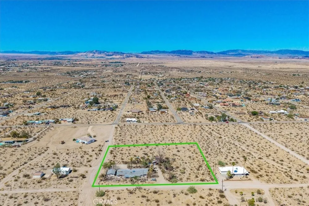 74704 Starview Lane 29 Palms, CA 92277
