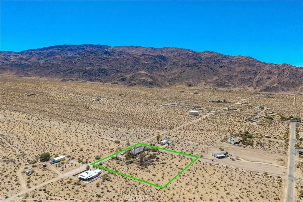 74704 Starview Lane 29 Palms, CA 92277