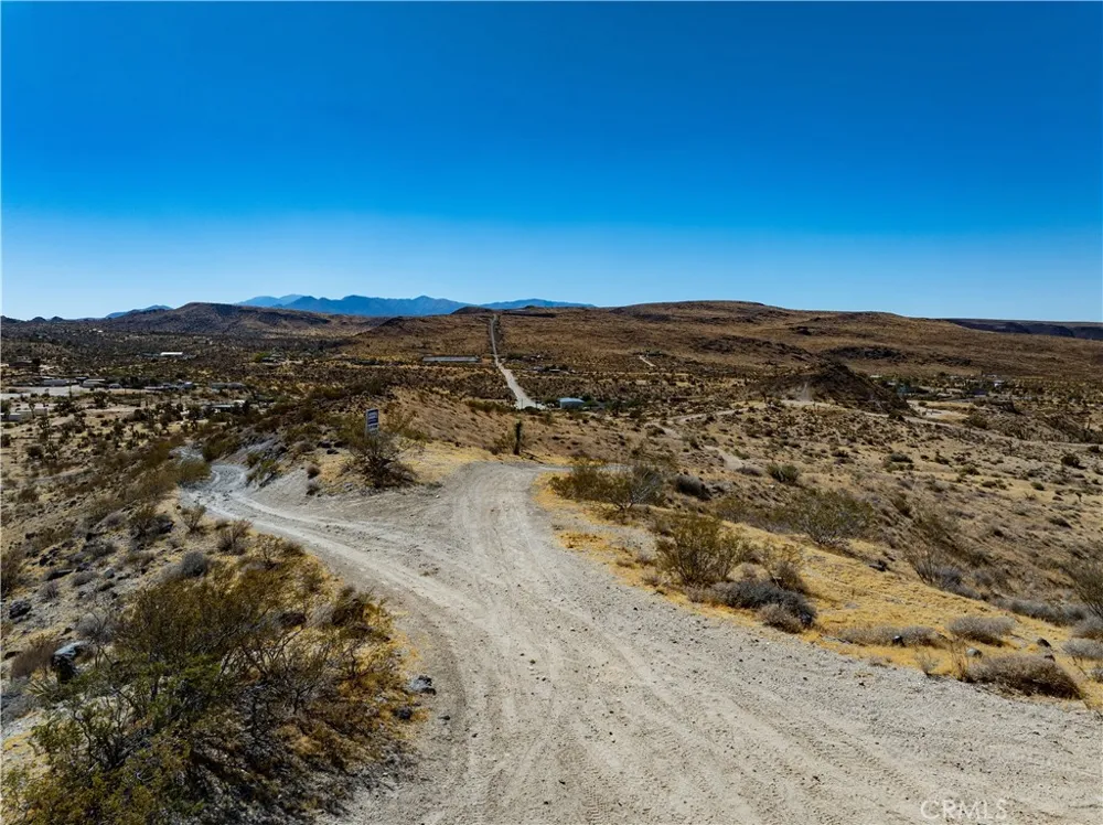 1234 Terra Vista Yucca Valley, CA 92284