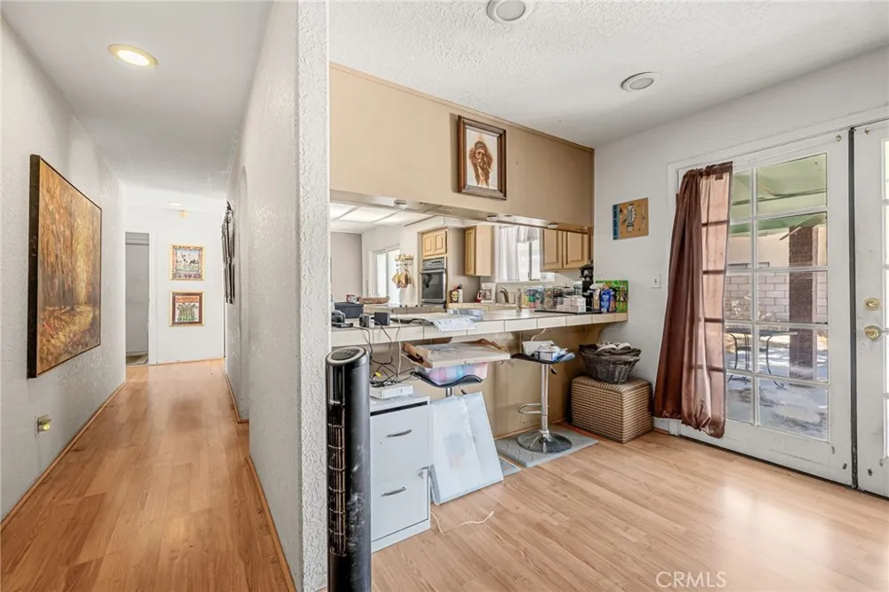 27040 Ventura Drive Cathedral City, CA 92234