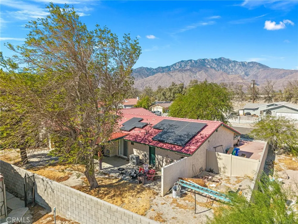 27040 Ventura Drive Cathedral City, CA 92234