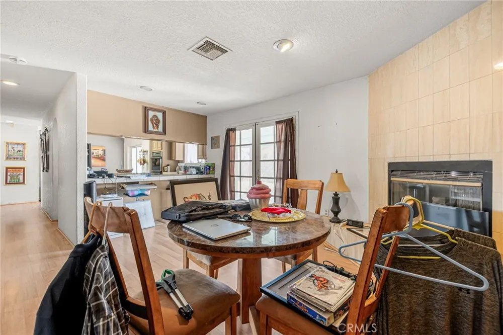 27040 Ventura Drive Cathedral City, CA 92234