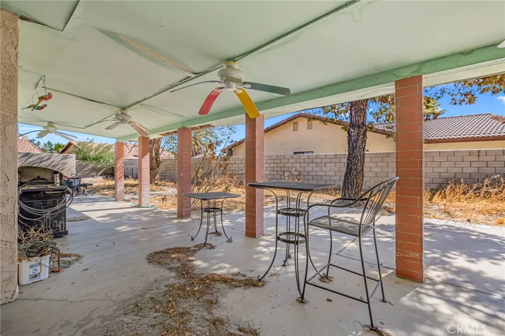 27040 Ventura Drive Cathedral City, CA 92234