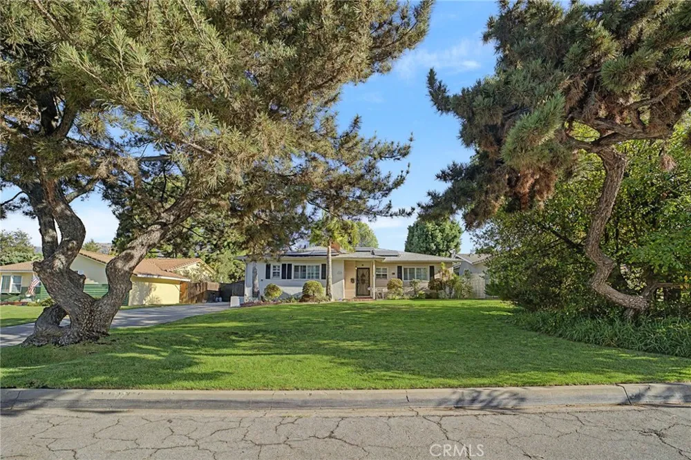 621 E Cypress Avenue Glendora, CA 91741