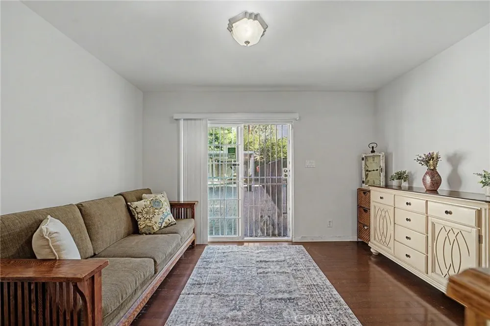 621 E Cypress Avenue Glendora, CA 91741