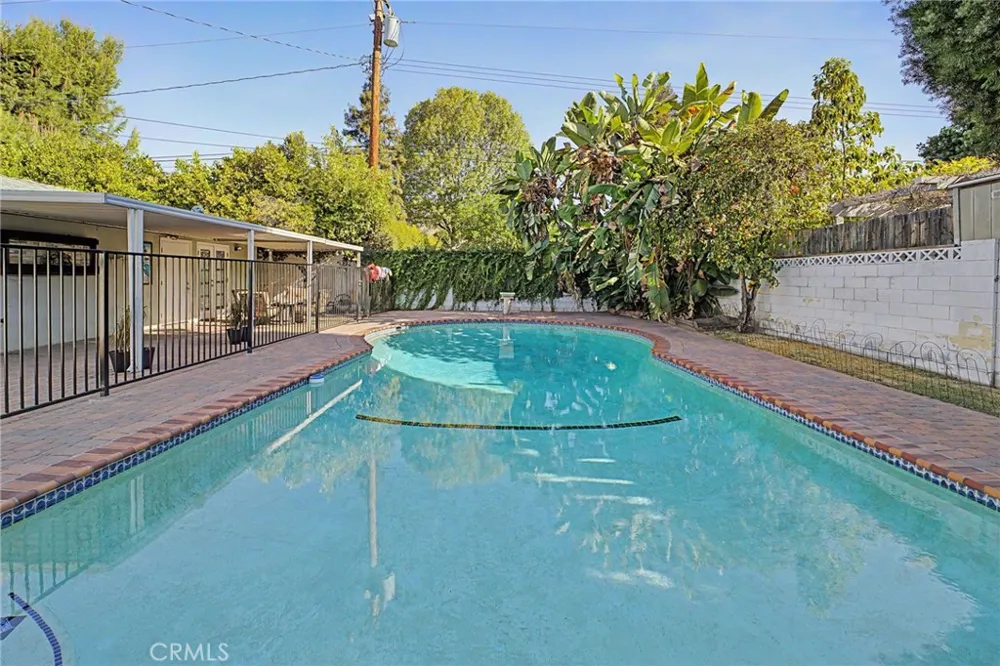 621 E Cypress Avenue Glendora, CA 91741