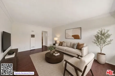 7209 Willoughby Avenue #8
