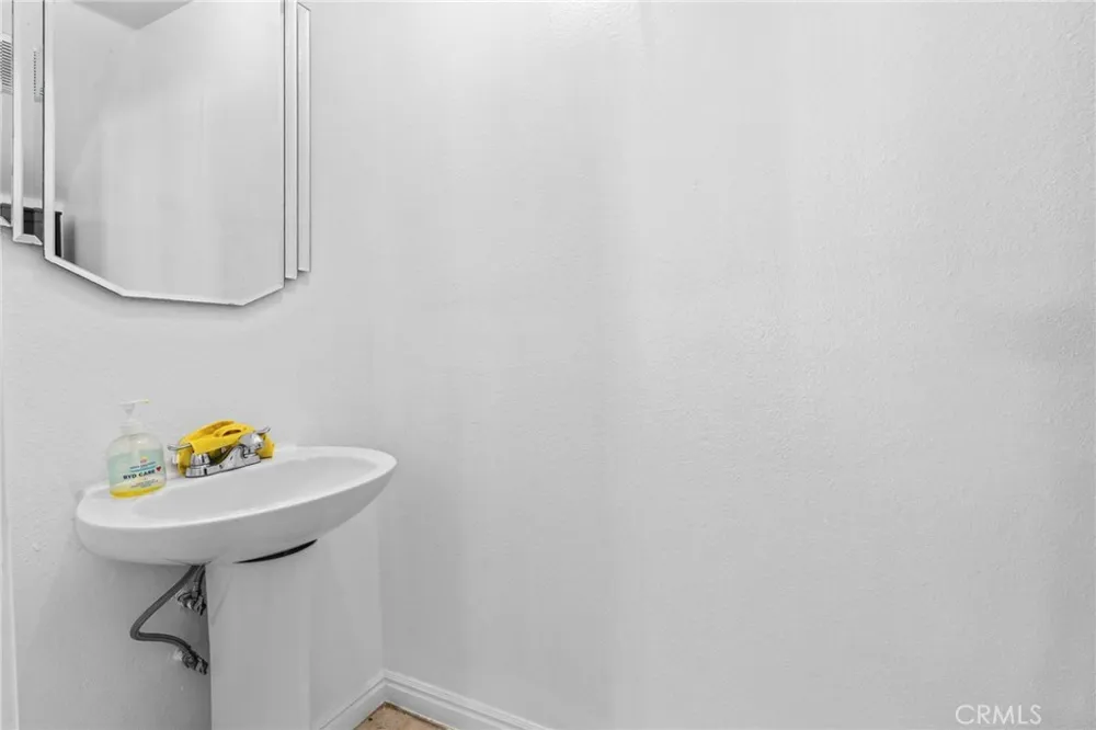 15080 Birdie Ln Helendale, CA 92342