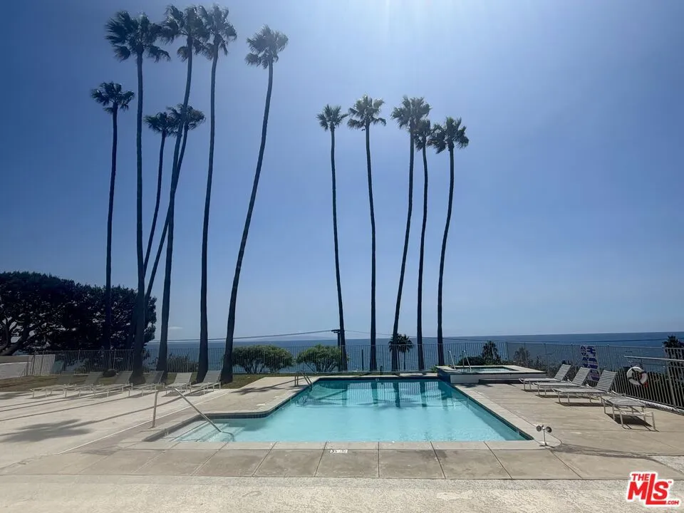 17350 W Sunset Boulevard #703 Los Angeles, CA 90272