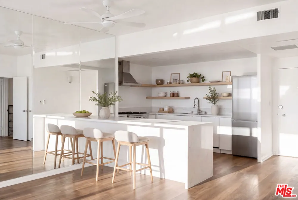 17350 W Sunset Boulevard #703 Los Angeles, CA 90272