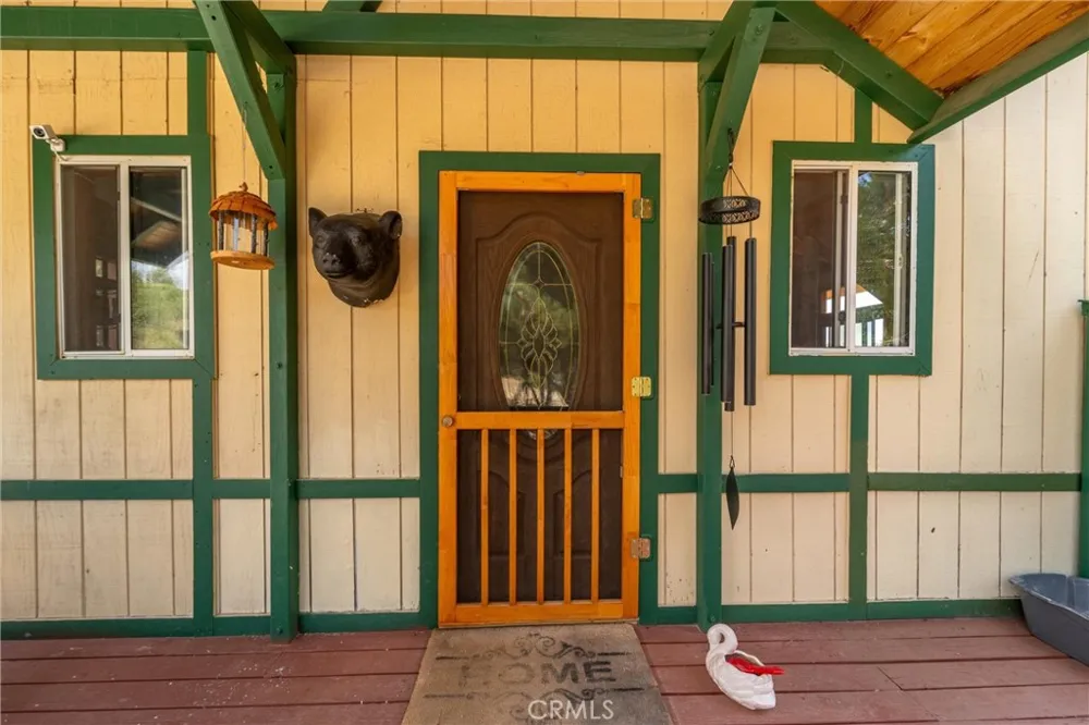 161 Trails End Green Valley Lake, CA 92314