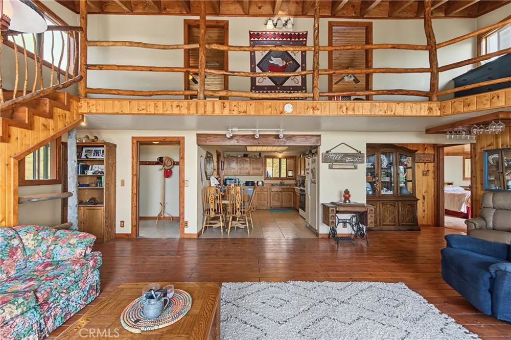 161 Trails End Green Valley Lake, CA 92314