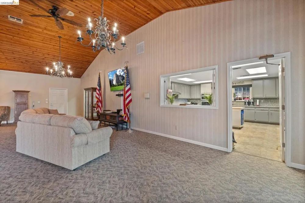 12660 Red Chestnut Ln #39 Sonora, CA 95370