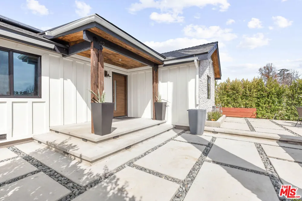 4523 Alumni Avenue Los Angeles, CA 90041