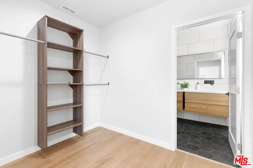4523 Alumni Avenue Los Angeles, CA 90041