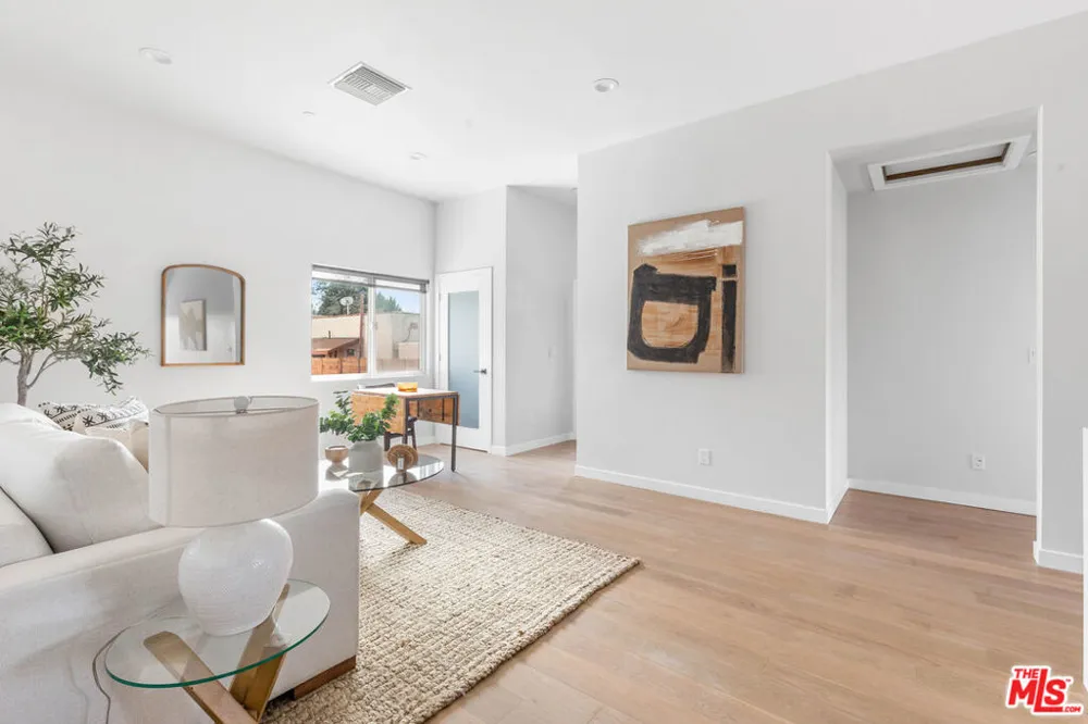 4523 Alumni Avenue Los Angeles, CA 90041