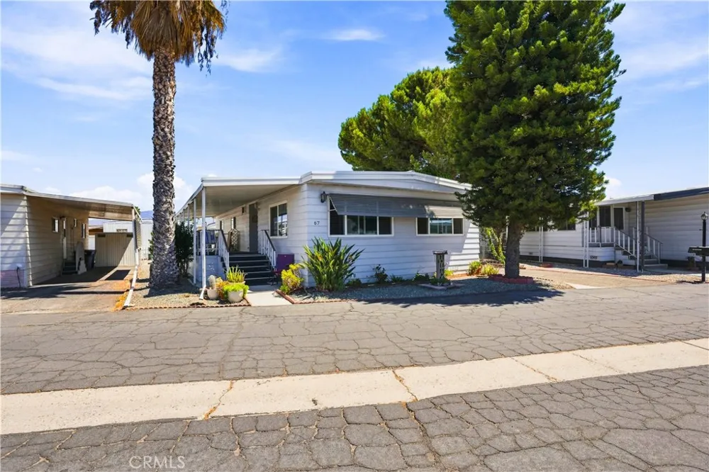 332 N. Lyon Avenue #67 Hemet, CA 92543