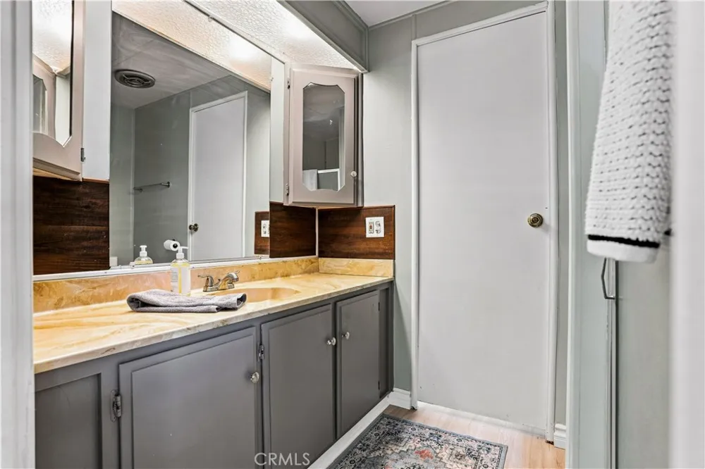 332 N. Lyon Avenue #67 Hemet, CA 92543
