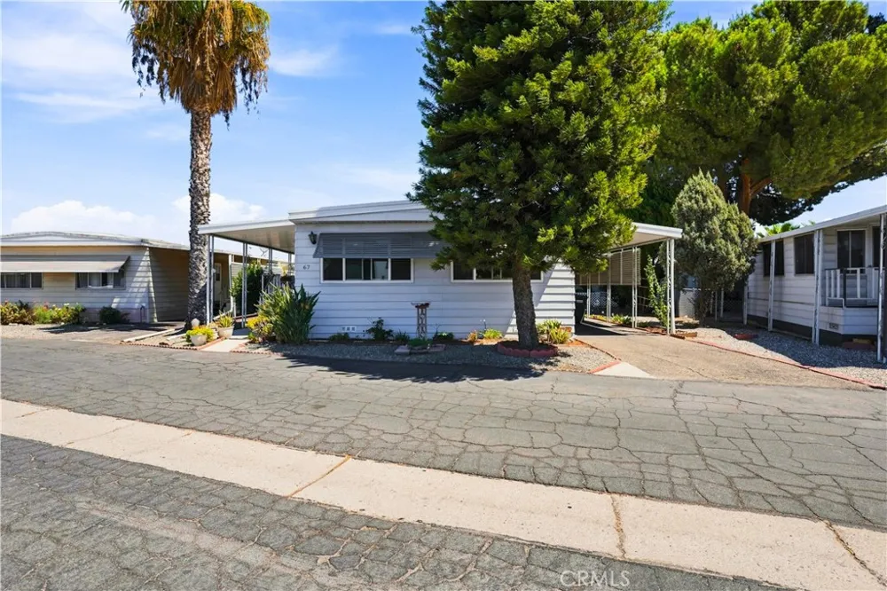 332 N. Lyon Avenue #67 Hemet, CA 92543