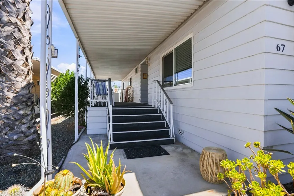 332 N. Lyon Avenue #67 Hemet, CA 92543