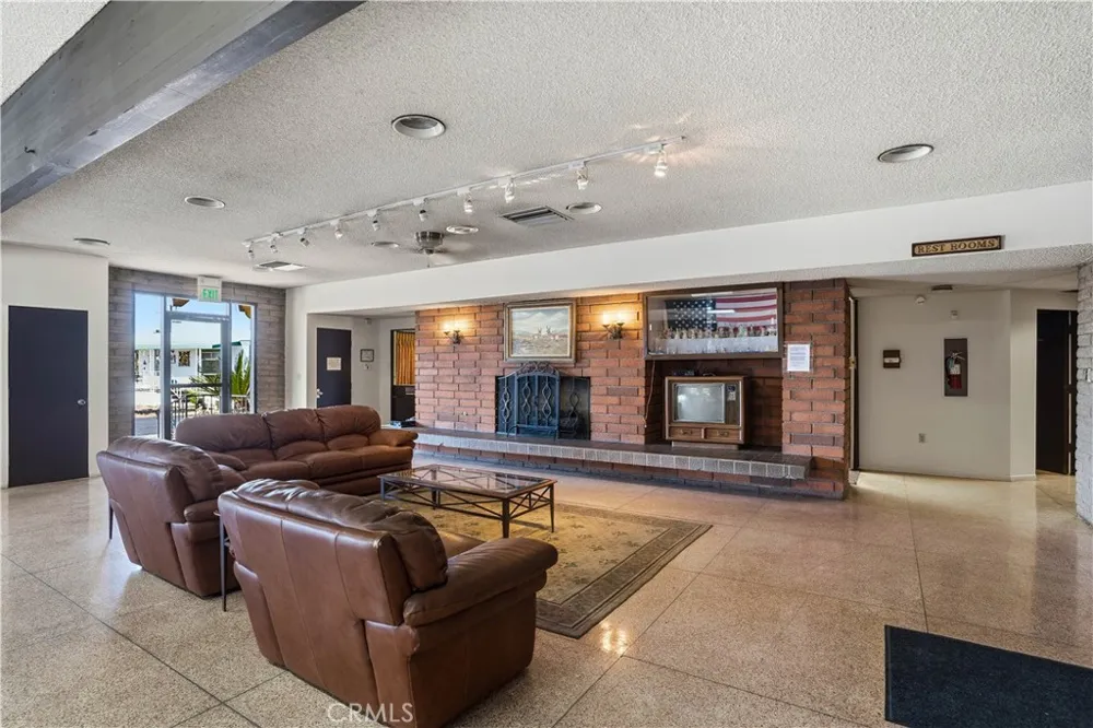 332 N. Lyon Avenue #67 Hemet, CA 92543