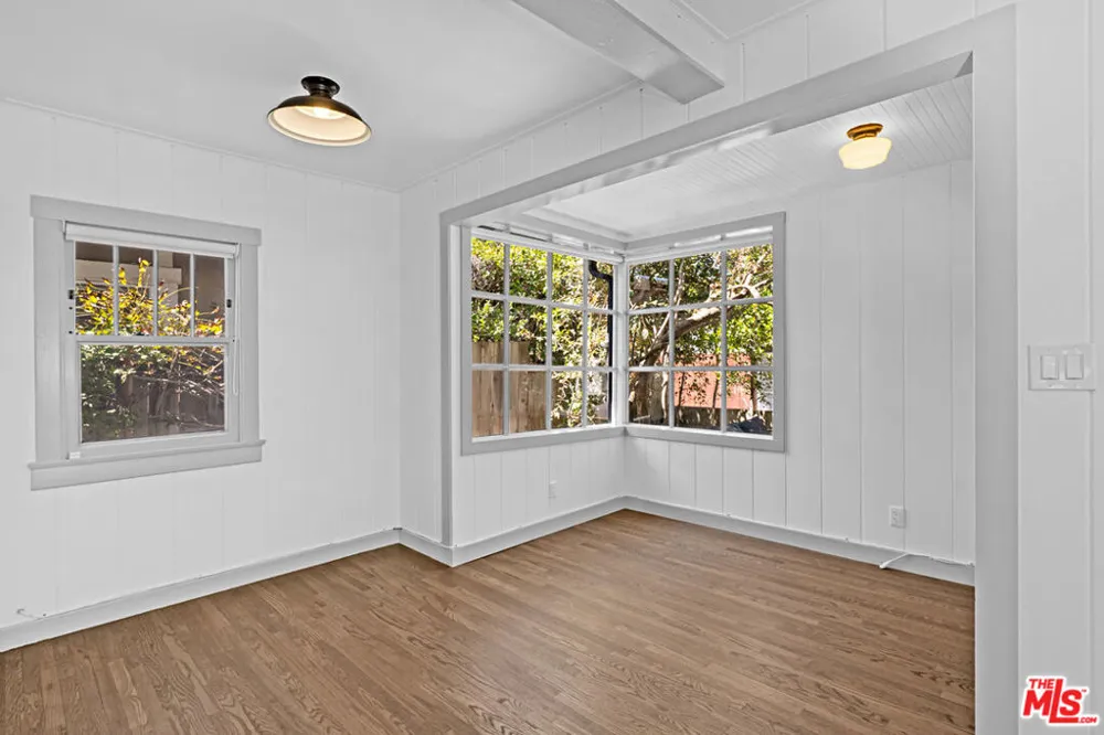 30 Fleet Street Venice, CA 90292