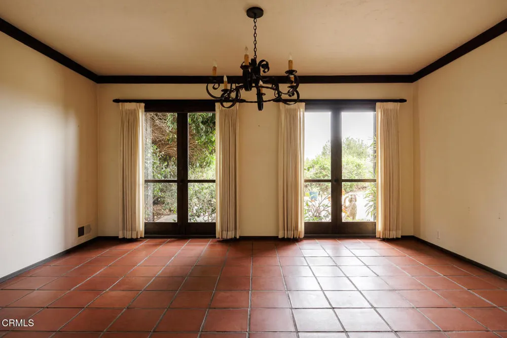1719 Camino Lindo South Pasadena, CA 91030