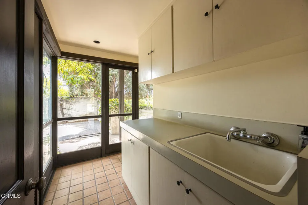 1719 Camino Lindo South Pasadena, CA 91030