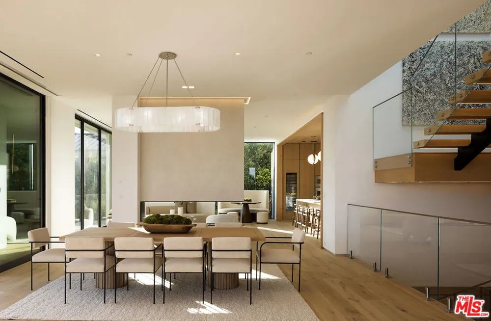 1660 Casale Road Pacific Palisades, CA 90272