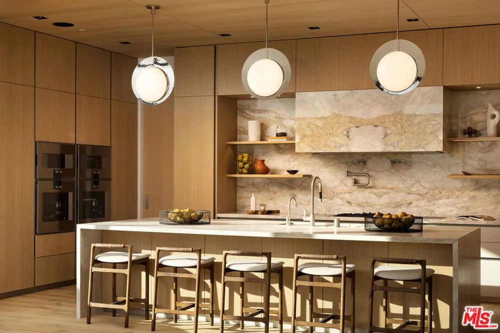 1660 Casale Road Pacific Palisades, CA 90272