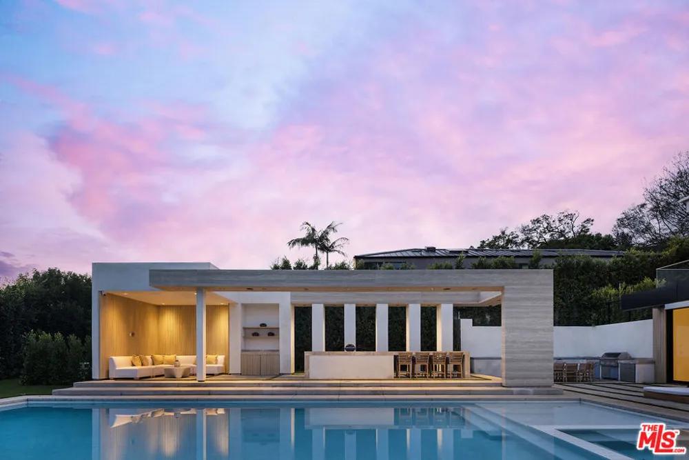 1660 Casale Road Pacific Palisades, CA 90272