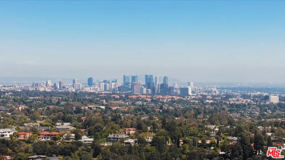 1660 Casale Road Pacific Palisades, CA 90272