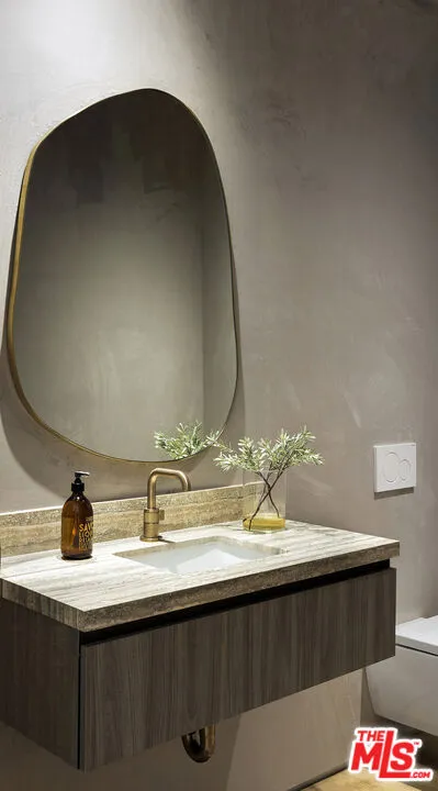 1660 Casale Road Pacific Palisades, CA 90272