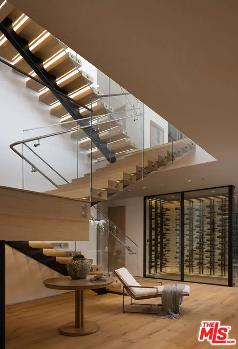 1660 Casale Road Pacific Palisades, CA 90272